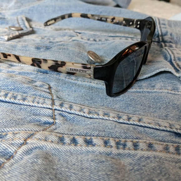 RALPH prescription sunglasses. main image 4